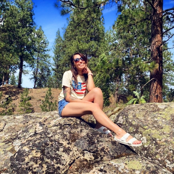 Meet your Posher, Ali - Picture 5 of 6